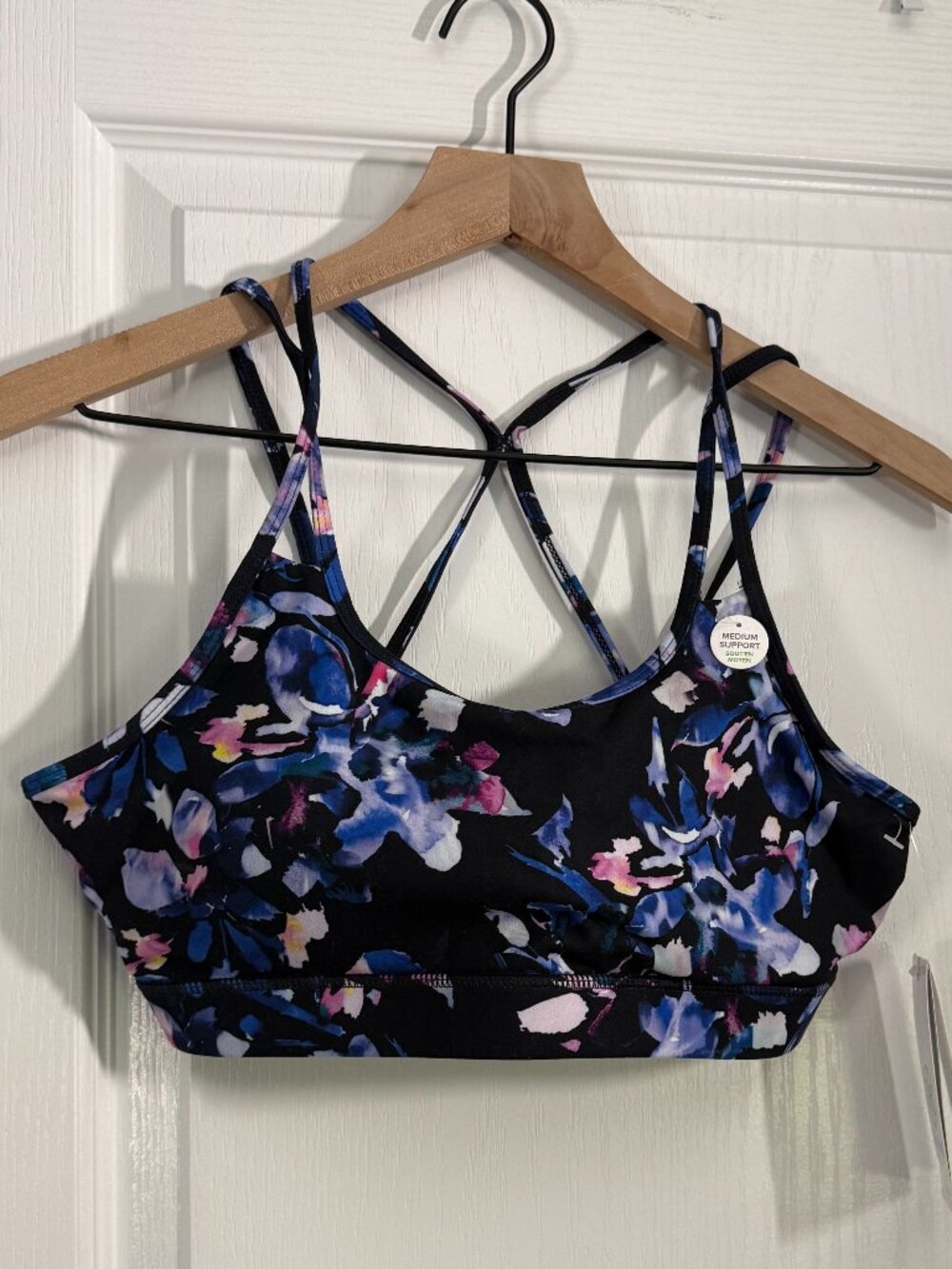 NWT - Gaiam Shine Sports Bra - Iris Print - Black (Tap Shoe) - Medium